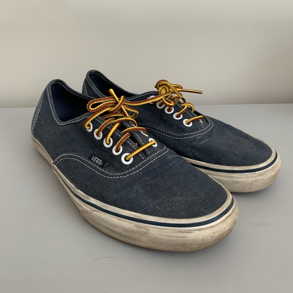 Men’s J. Crew x Vans Authentic Size 8.5 - Washed Canvas